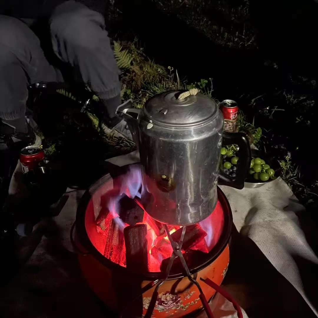 (4-11月) 苍山西坡露营