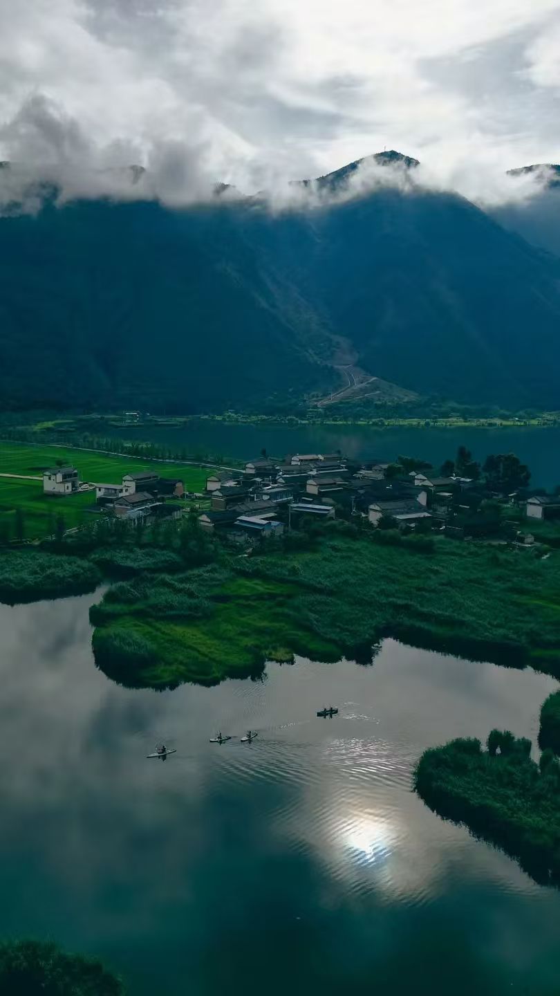 桨板 | 去山下美丽的湖泊