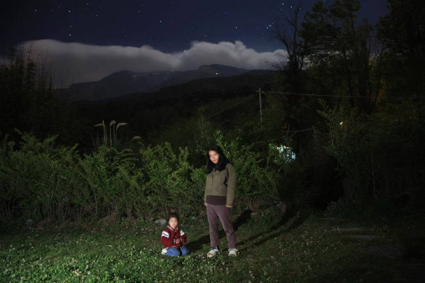 在苍山脚下「做青团」