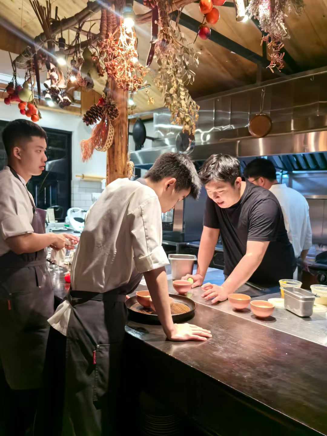「鳟鱼餐厅」 精致西餐