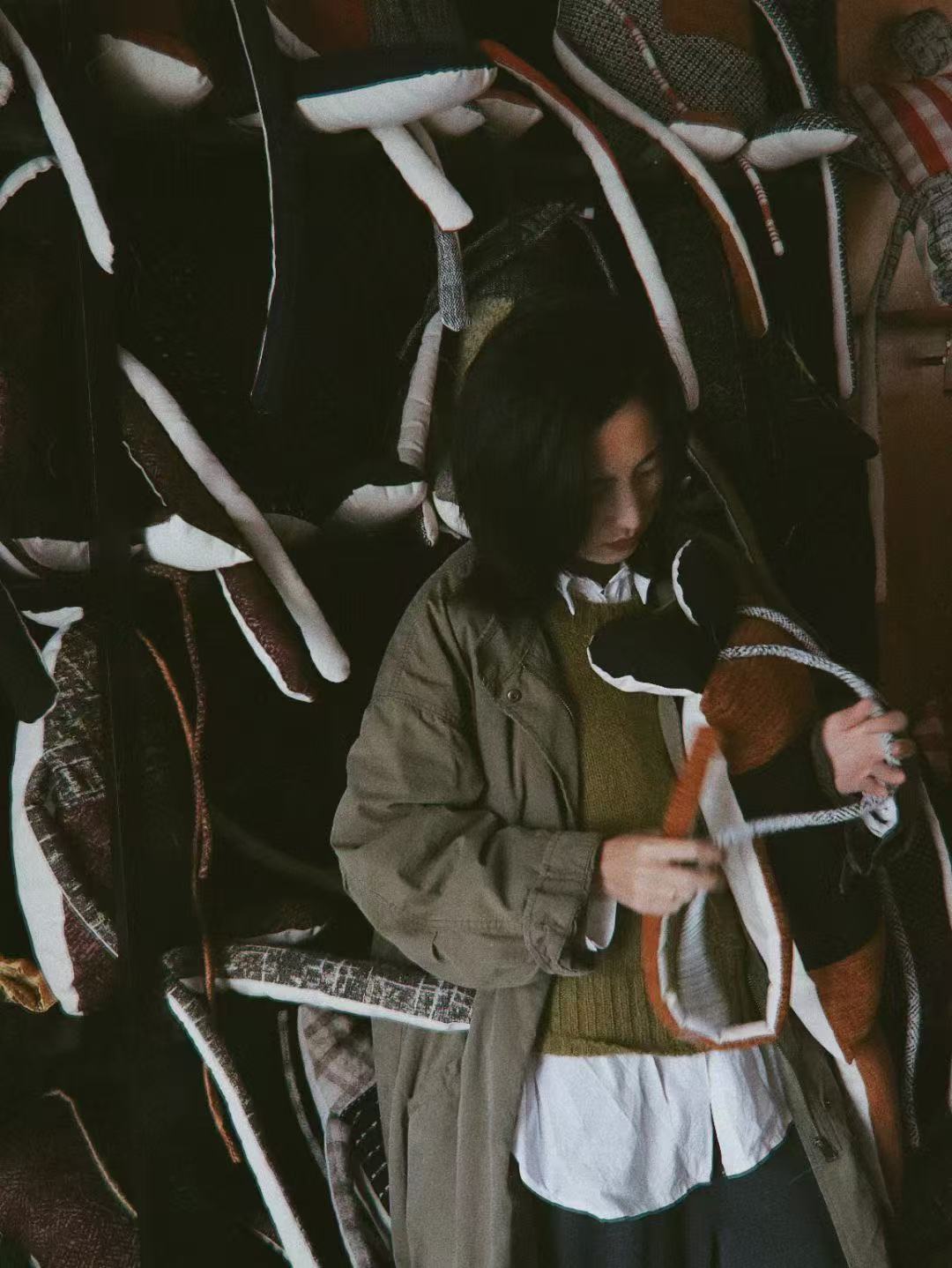 何呐呐的「何物」羊毛画工作室