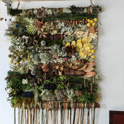 用植物和果实制作一幅画框