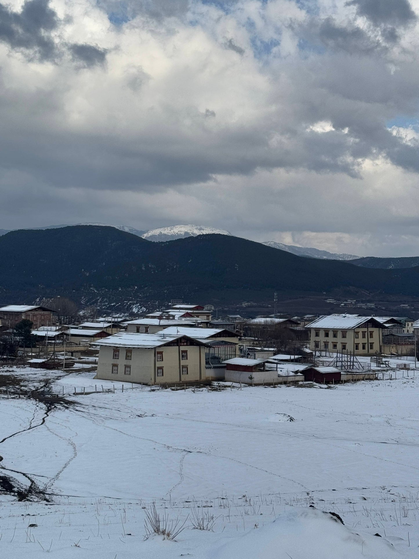 深入香格里拉牧区 2天的旅行