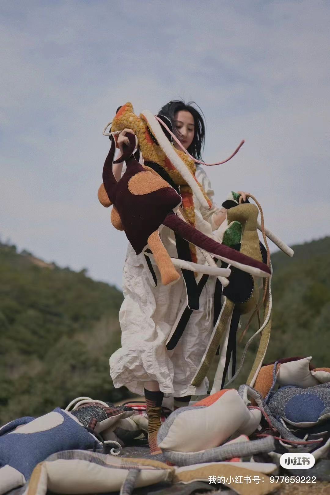 何呐呐的「何物」羊毛画工作室