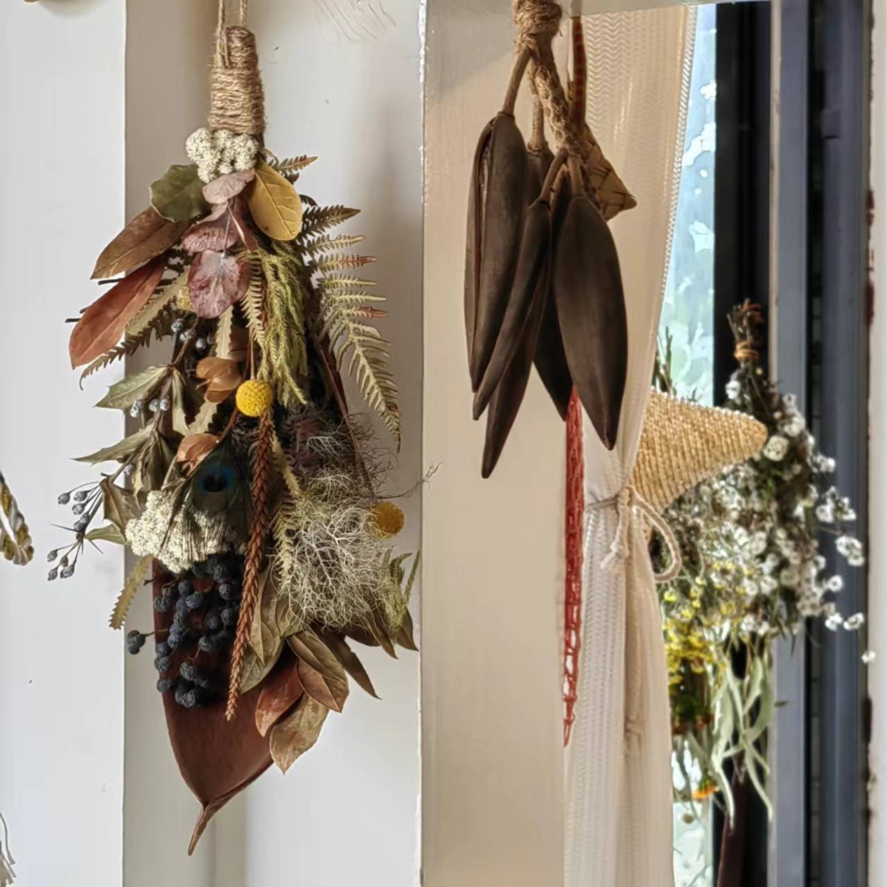 用植物和果实制作一幅画框